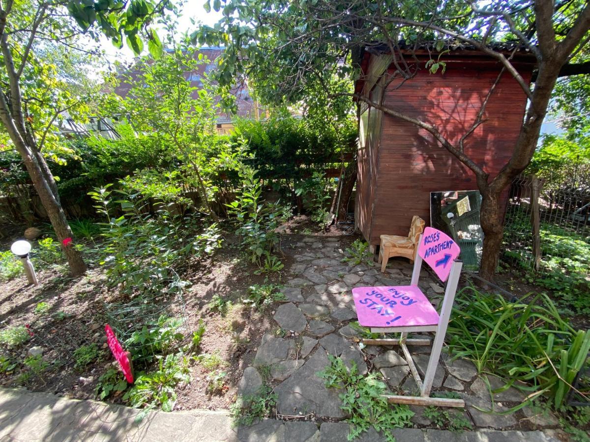 Rose'S Oldtown Apartment Braşov Exterior foto