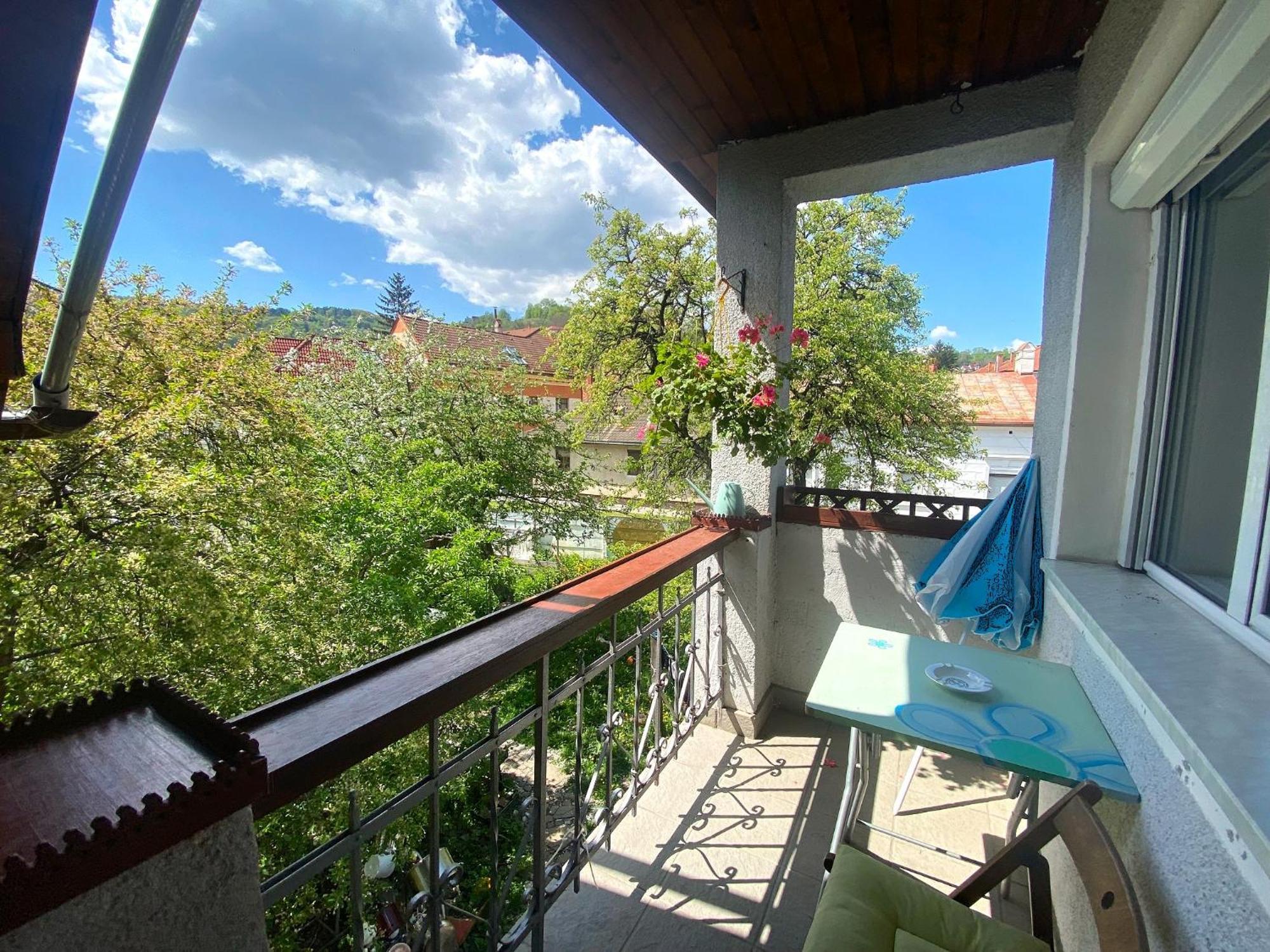 Rose'S Oldtown Apartment Braşov Exterior foto